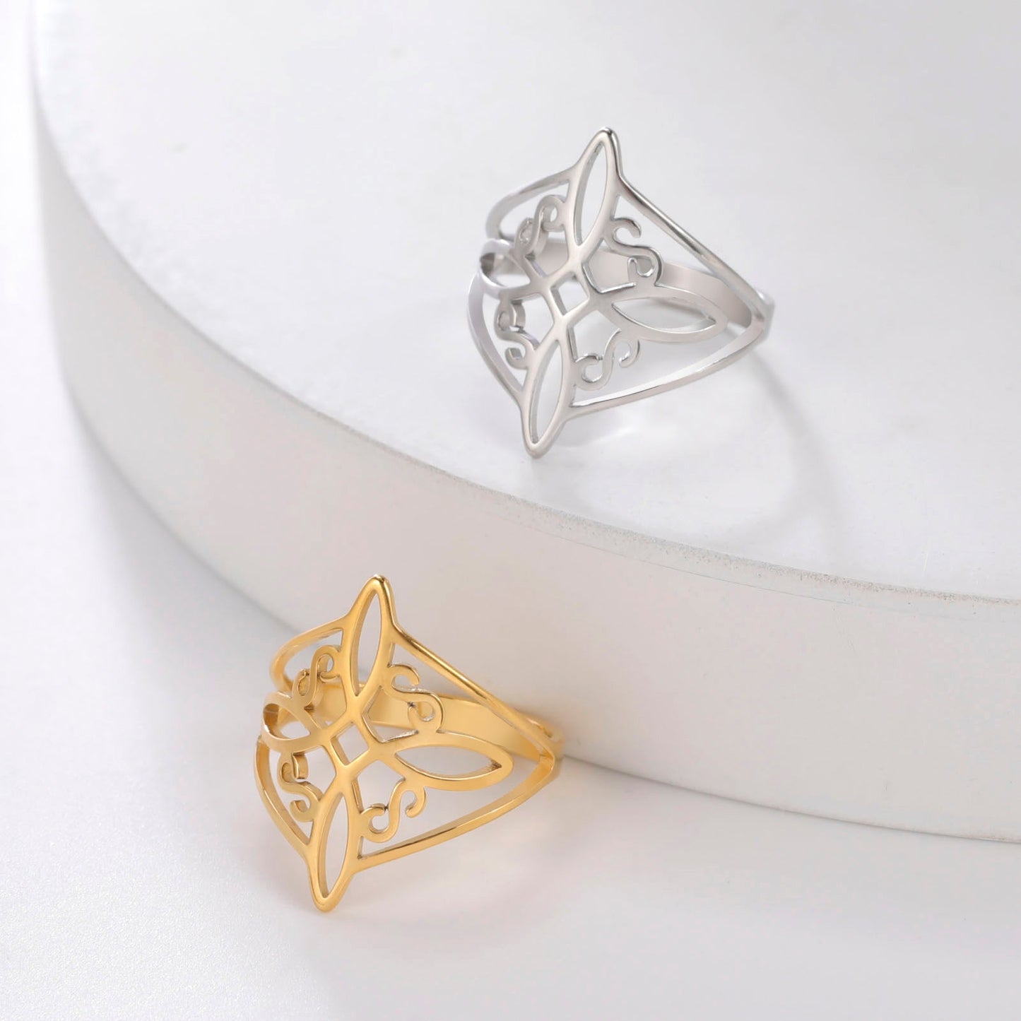 VALI™ Celtic Knot Protection Ring