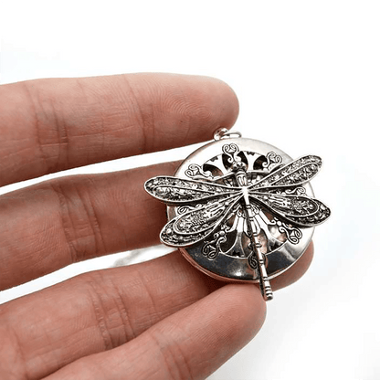 Dragonfly Aromatherapy Diffuser Locket